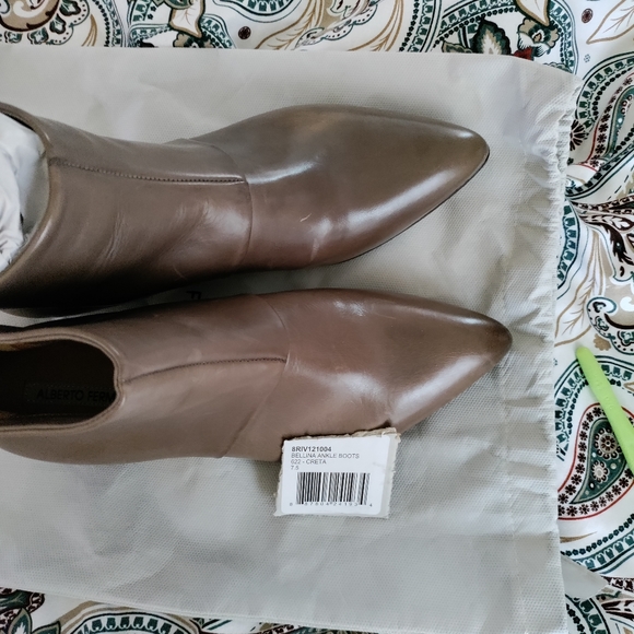 Bundle Alberto Fermani Bellina Creta Bootie 2pr Bundle Sz 40 37.5 $1110 - Picture 16 of 16